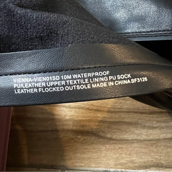 BLONDO NWOB WOMEN VIENNA FLEXIBLE WATERPROOF BLACK BOOTS SIZE 10 - Picture 10 of 10